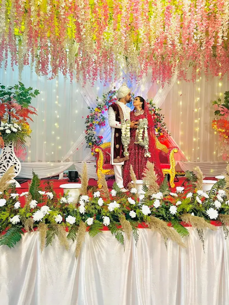 Beautifully decorated wedding mandap at SD Farm Dhand, Kaithal Haryana